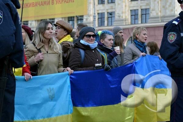 В Харькове проходит два митинга: пророссийский и против сепаратизма