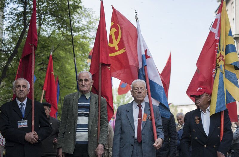 В Украине прошли первомайские шествия. Фоторепортаж