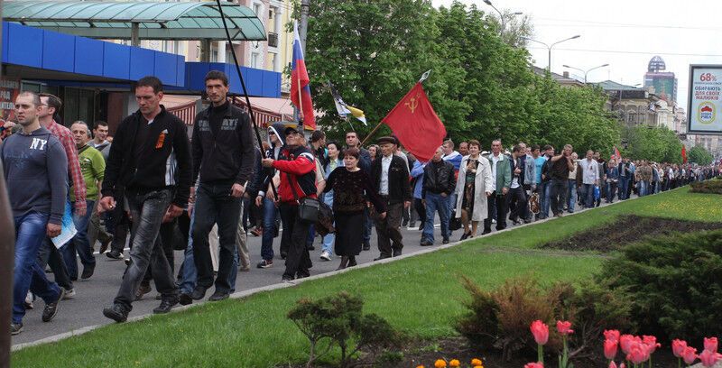 В Украине прошли первомайские шествия. Фоторепортаж