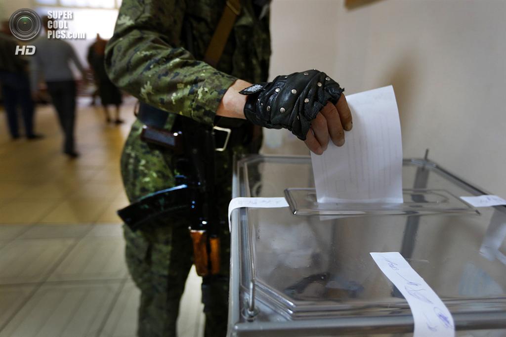 Як проходив референдум на сході України
