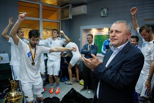 Как игроки "Динамо" отпраздновали победу в Кубке Украины