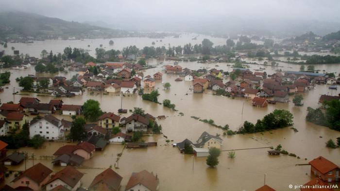 В Сербии, Боснии и Герцеговине в результате наводнения погибли 30 человек