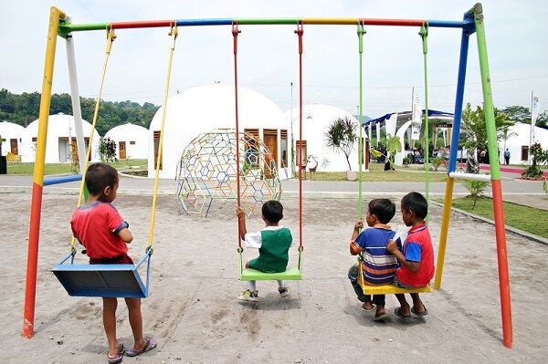 Domes for the world. Инфраструктура.