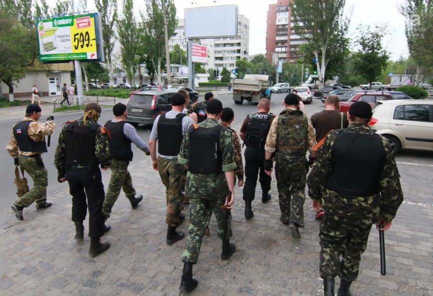 Террористы украли урны для голосования на участке в Донецке