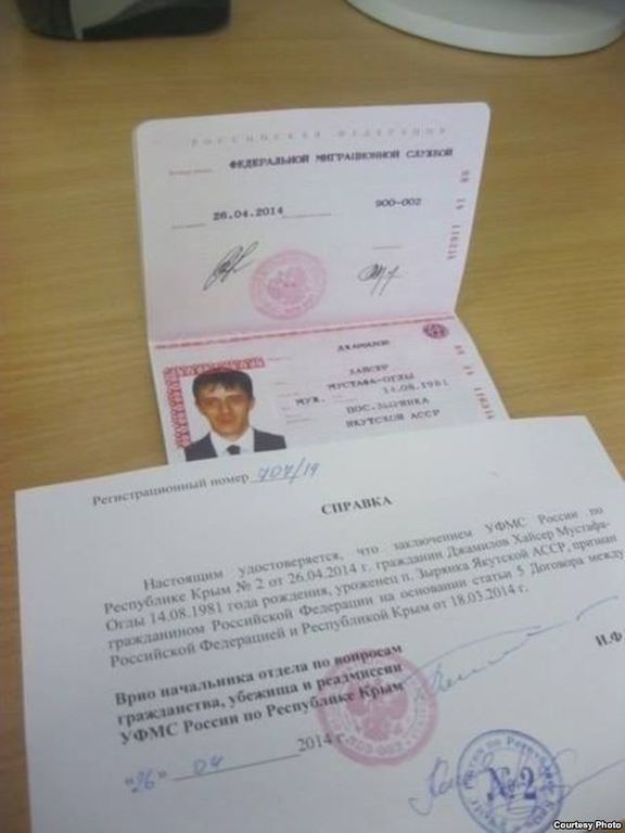 Сина Джемілєва "насильно" зробили громадянином Росії