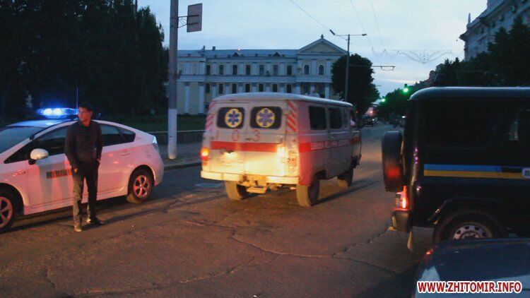 В Житомире неспокойно: стрельба, заложники и неизвестные в масках