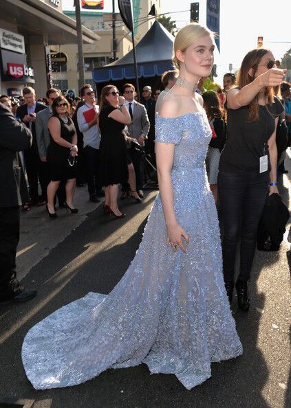 Анджелина Джоли в черной коже и ее бюст-убийца 