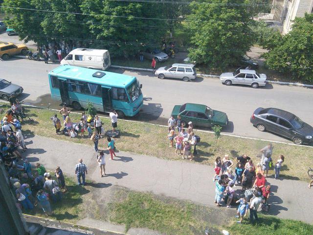 Детей из Славянска эвакуировали в летние лагеря