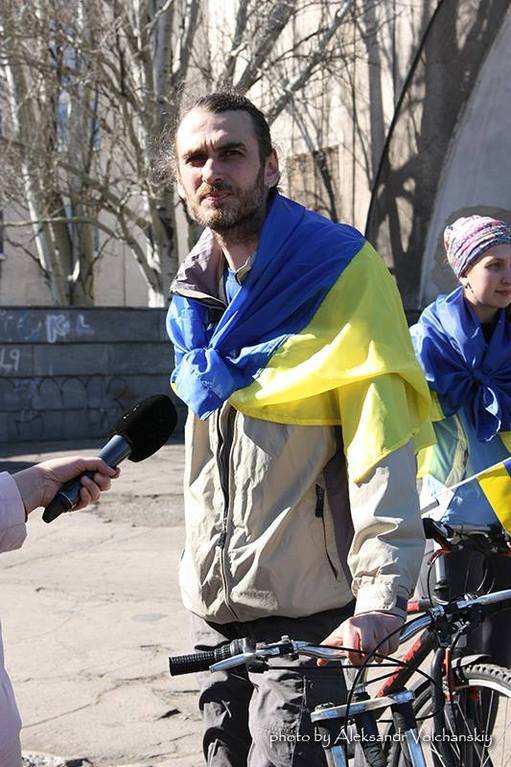 У Луганську терористи викрали двох активістів