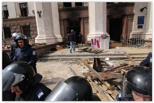 Одеські сепаратисти проривалися в Будинок профспілок "подивитися на сучасну" Катинь "