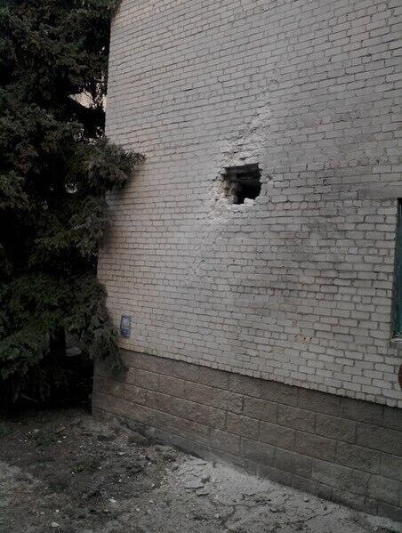 Терористи обстріляли дитячу лікарню в Слов'янську