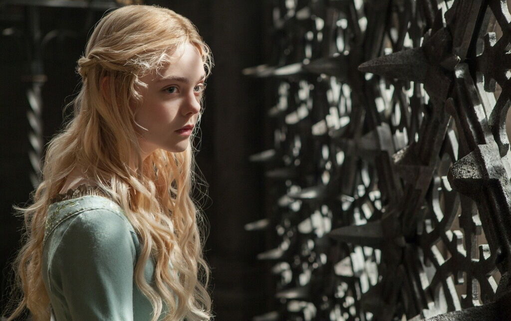 Даже рядом с Джоли - козлы