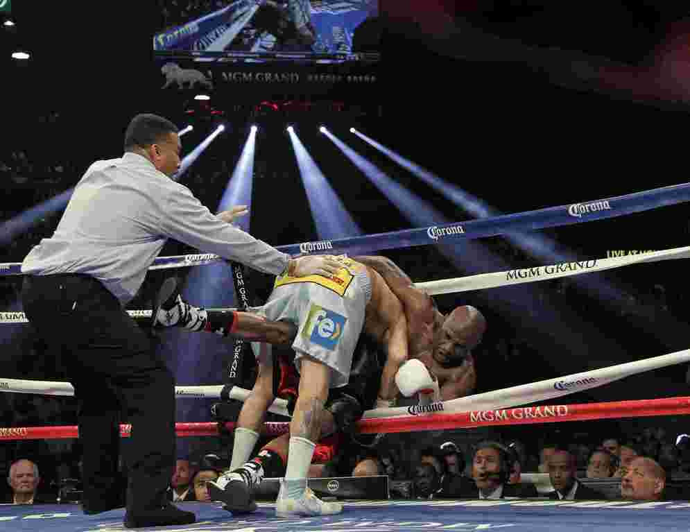 Мэйвезер победил Майдану, пропустив рекордное число ударов