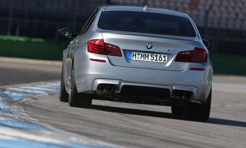 БМВ показала самый мощный и эксклюзивный свой автомобиль  