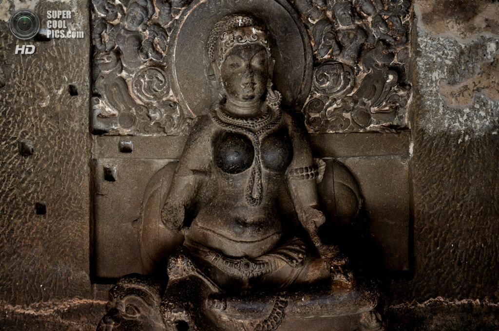 Печерні храми в Еллоре