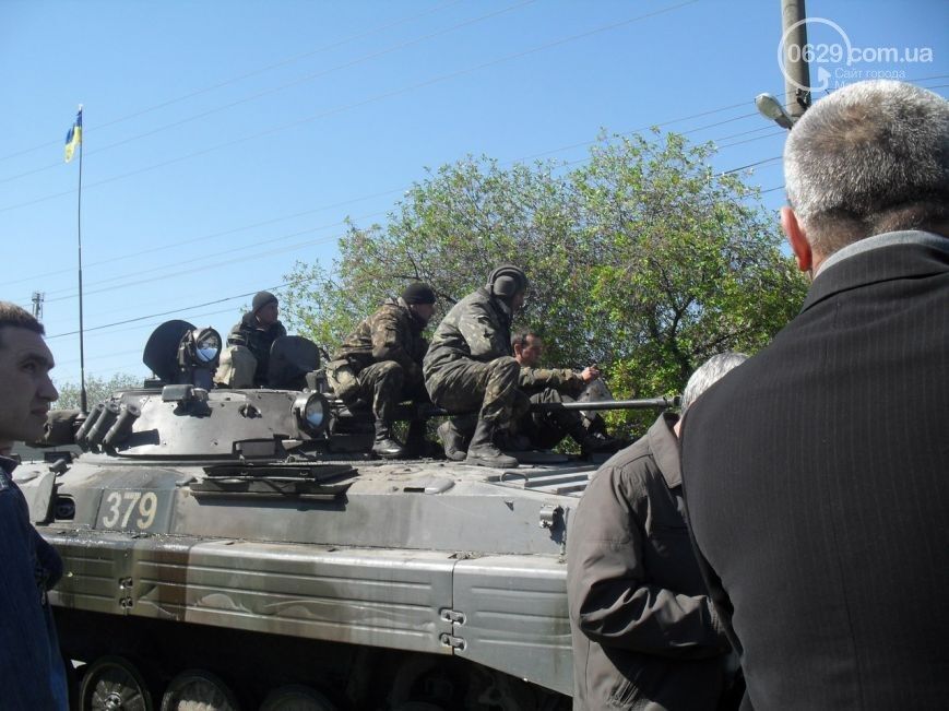 В Мариуполь и Бердянск зашла военная техника