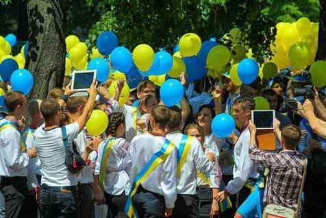 Дніпро по-справжньому закохався в Україну - українці про патріотів Дніпропетровська