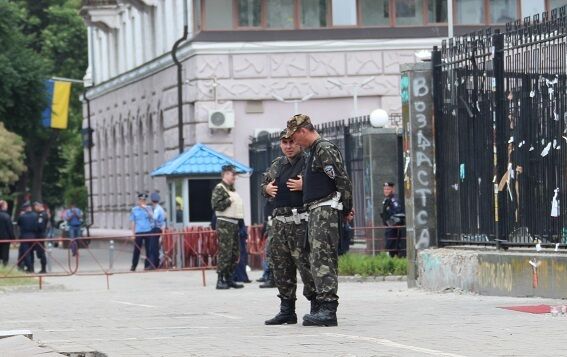 Посольство Росії в Києві взяли під посилену охорону