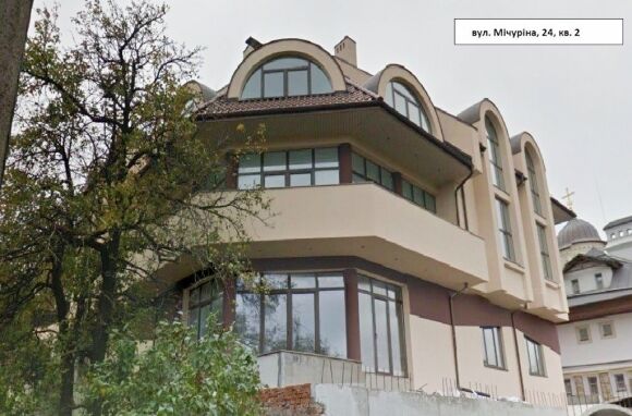 Обнародованы фото киевских VIP-особняков, владельцы которых не платят за воду