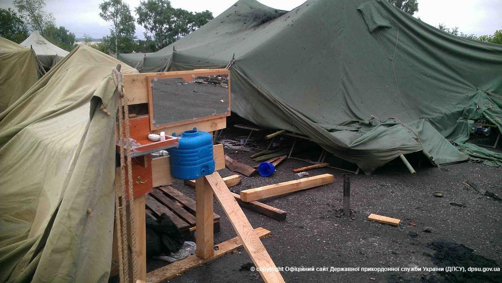 Держприкордонслужба показала наслідки обстрілу терористами табору в Олексіївці