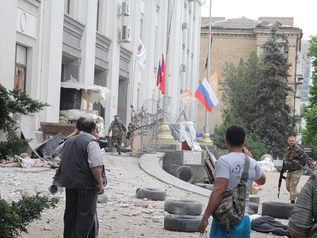 При вибуху будівлі Луганської ОДА загинули дві людини