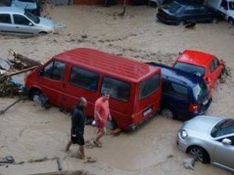 Из-за наводнения в Болгарии погибло 10 человек, есть пропавшие без вести