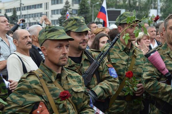 Террористы приняли присягу несуществующей "Донецкой народной республики"