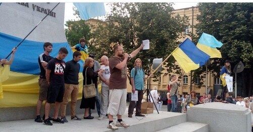 Віче Евромайдана в Харкові закінчилося кийками і затриманнями