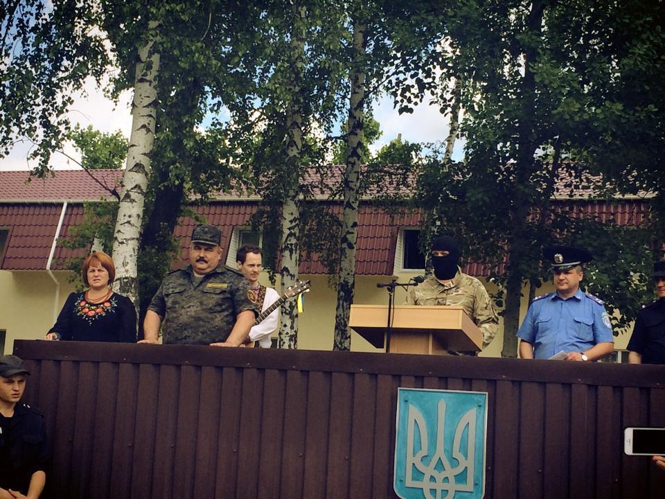 Бойцы "Донбасса" и новобранцы батальона "Азов" приняли присягу на верность украинскому народу