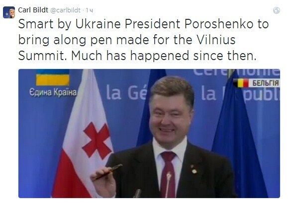 В ЄС назвали історичною чорнильну ручку Петра Порошенко