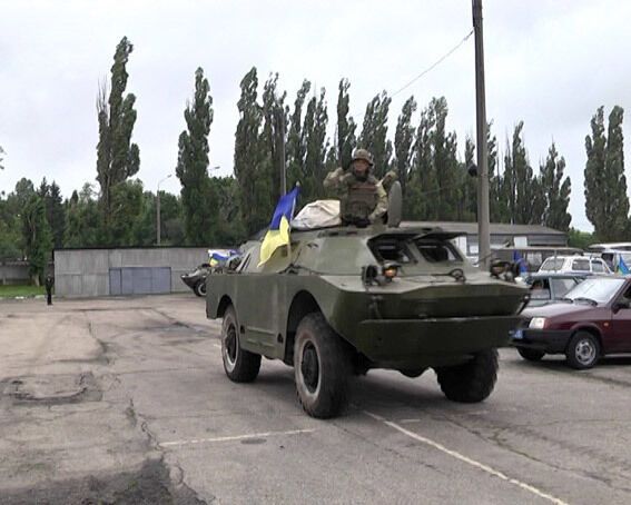 Границы Харьковщины отправились охранять шесть БРДМ