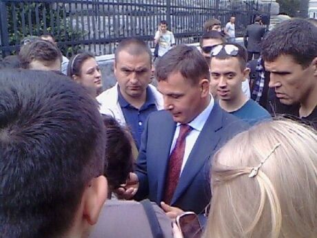 Под Администрацией Президента в Киеве требовали возобновления АТО