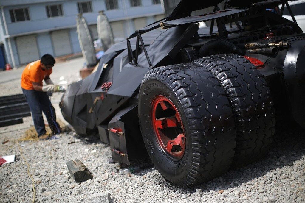 Автомобиль супергероя можно купить всего за 8000 евро 