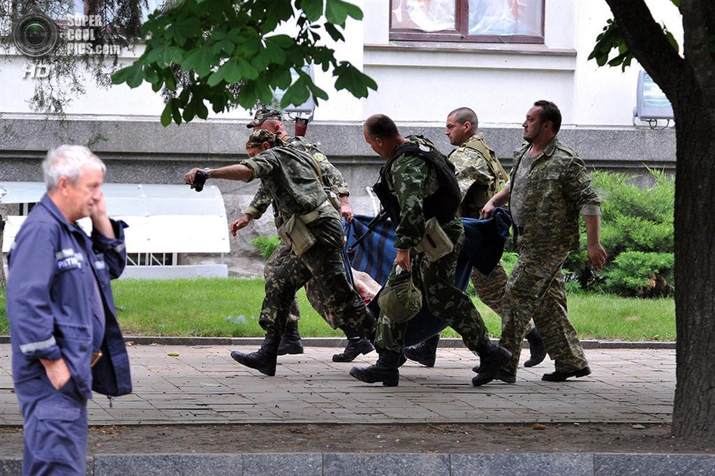 Обстановка в Луганске. Фоторепортаж