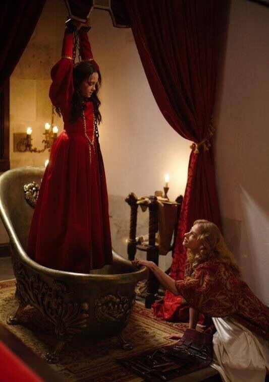 Светлана Ходченкова в образе кровавой княгини: первые фото 