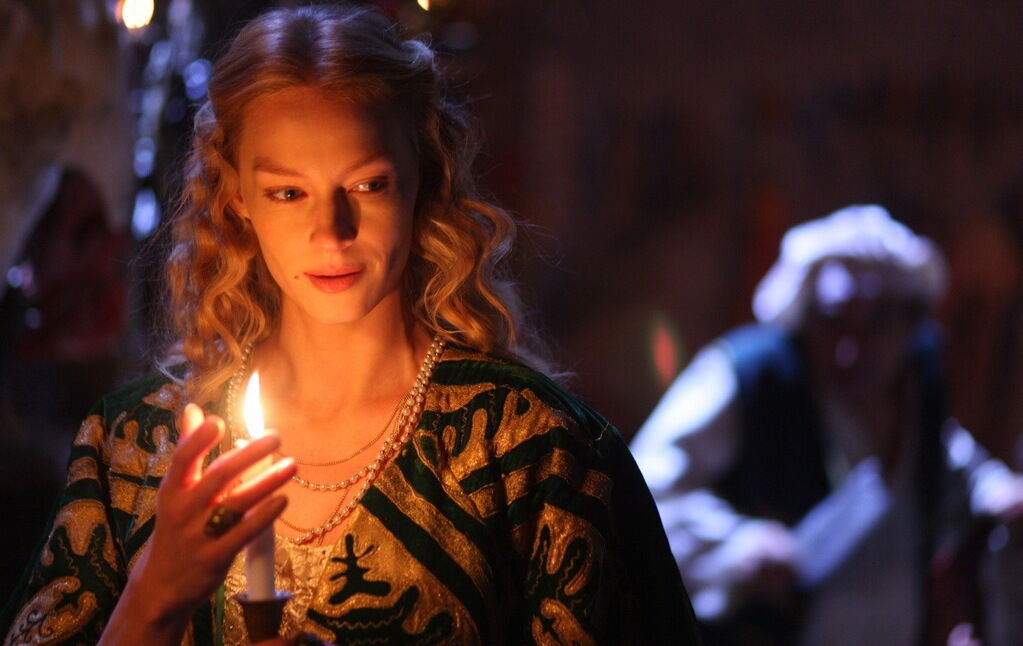 Светлана Ходченкова в образе кровавой княгини: первые фото 