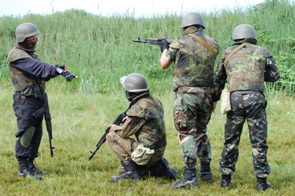 У батальйоні "Донбас" показали, як тренуються їх бійці
