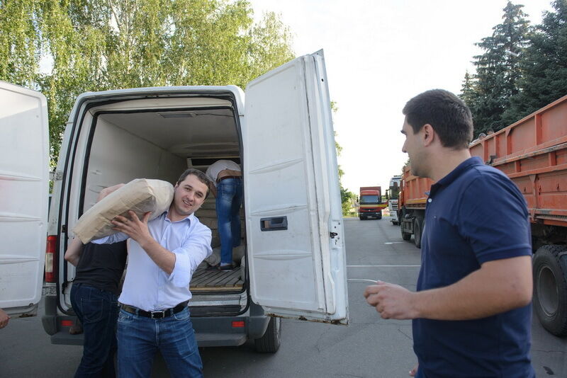 В Славянске будет открыт пункт приема гуманитарной помощи Партии развития Украины 