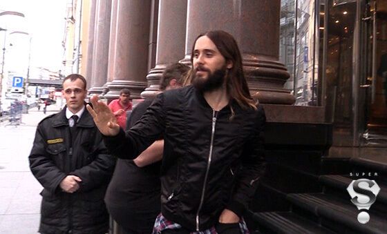 Джаред Лето едва не попал под машину в Москве