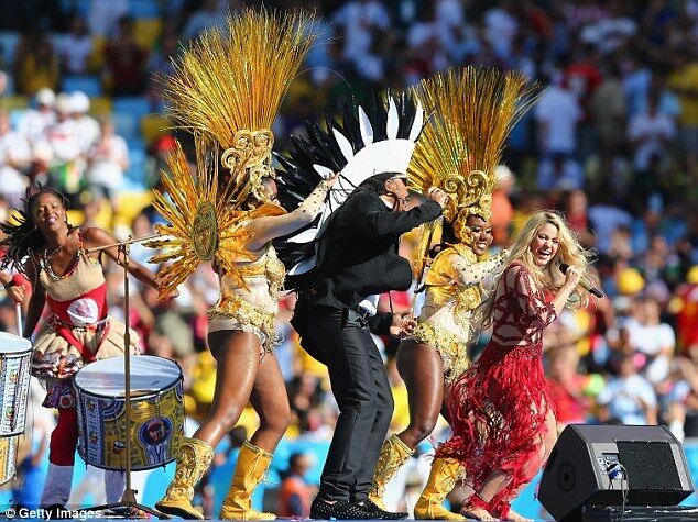 Шакира зажгла на закрытии ЧМ-2014