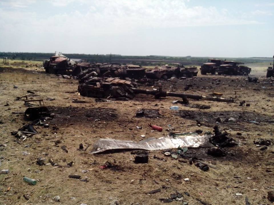 У мережі з'явилися фото знищеного терористами табору АТО під Зеленопіллі