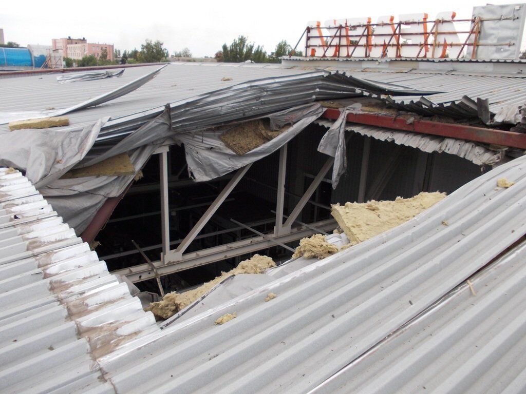 В Луганске разбомбили супермаркет депутата облсовета от ПР