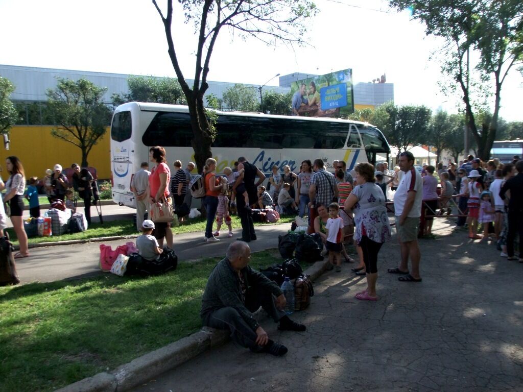 Бойовики "ДНР" почали евакуацію своїх сімей з Донецька