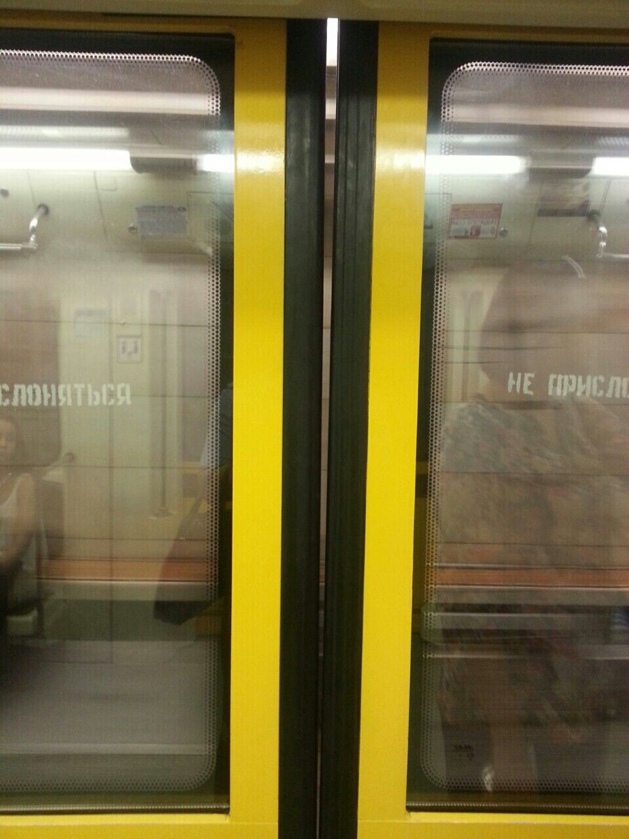 Розповідь машиніста московського метро про реальні причини аварії