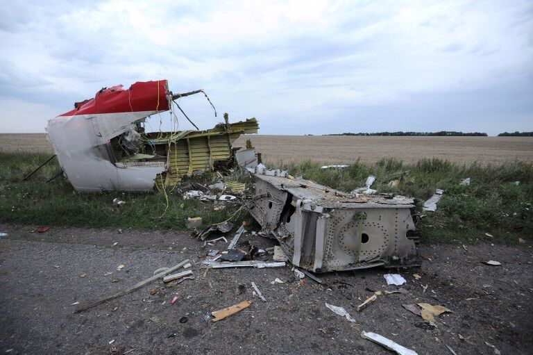 Страшные кадры сбитого самолета в Донецкой области
