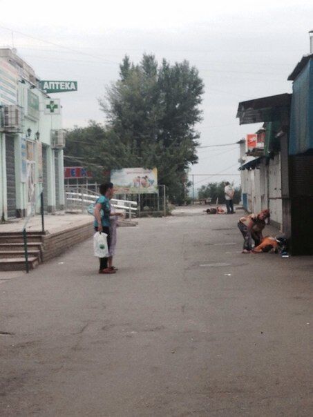 В сети появилось фото и видео после обстрела террористами Луганска 