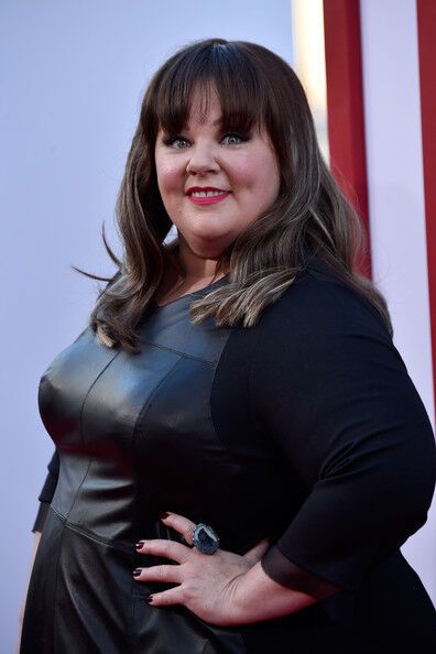 Разойдись! Мелисса МакКарти на красной дорожке 