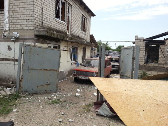 Партія регіонів оприлюднила фото наслідків обстрілу Луганська