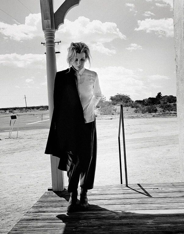 "Старушка" Ким Бейсингер в свежей фотосессии