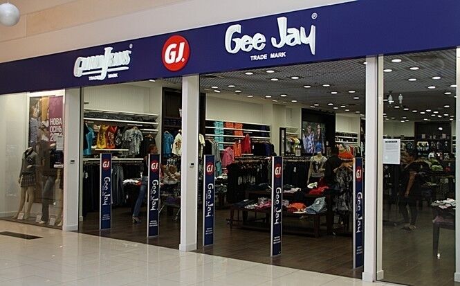 Какие российские рестораны и магазины работают в Украине